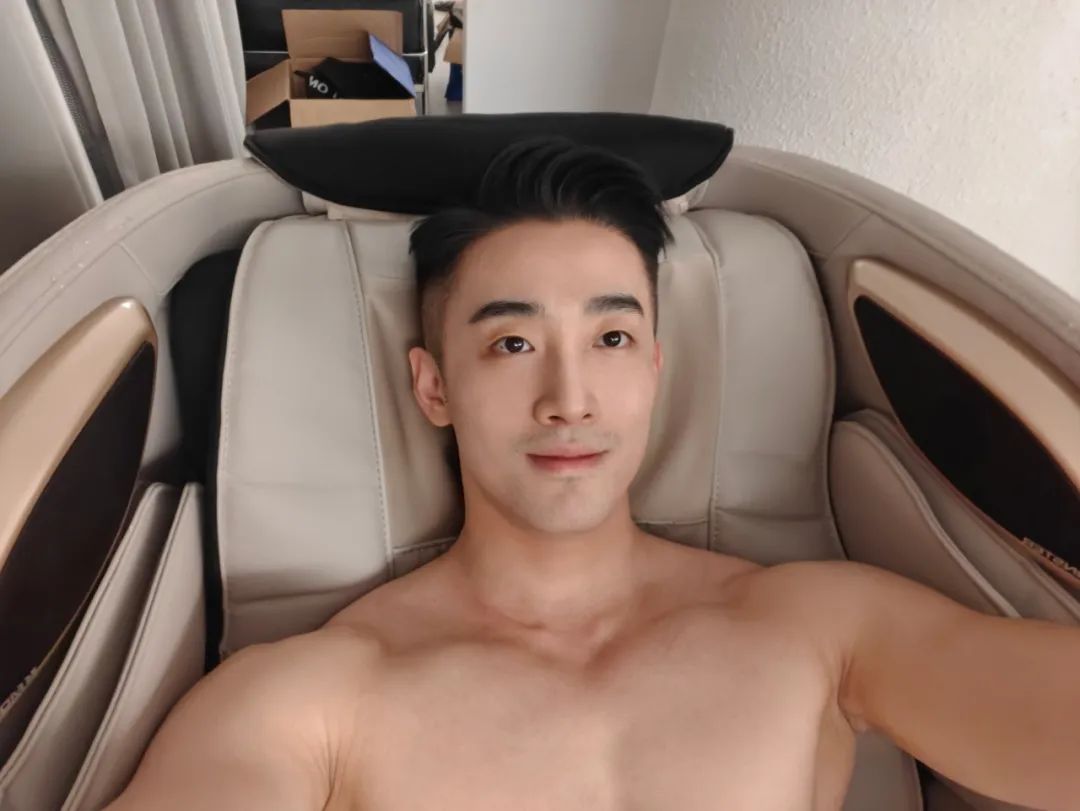 上海 G 圈一姐张弦 42 岁了，型男的保养秘密！