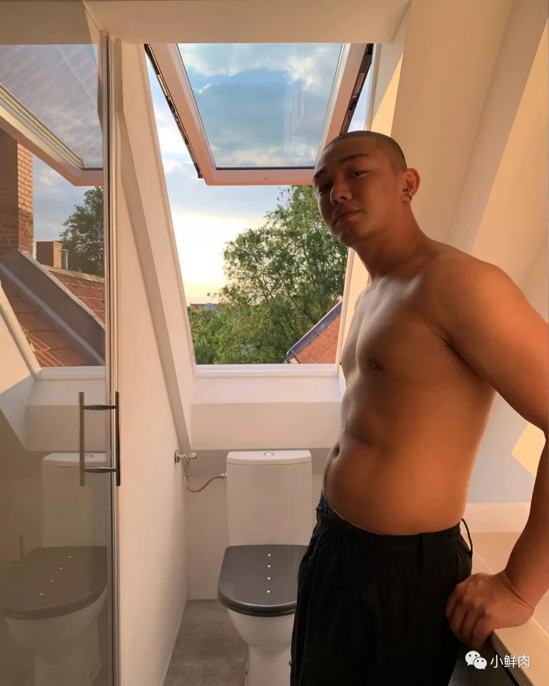 刘亚仁与 30 岁熟男的瓜都吃了吗?终于出结果了! 刘亚仁与 30 岁熟男的瓜都吃了吗?终于出结果了!