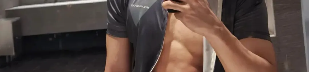 果然颜值高的男明星，都喜欢在一块玩~