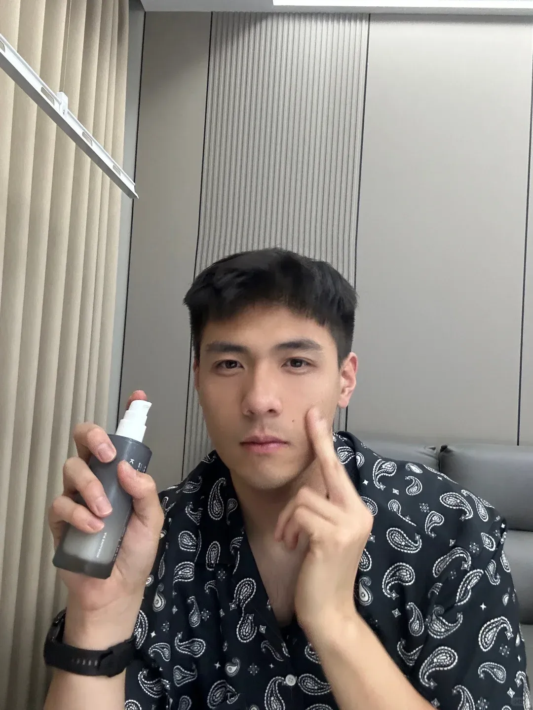 辽宁 190CM 寸头退役兵哥自拍，胸毛长得也太旺盛了！