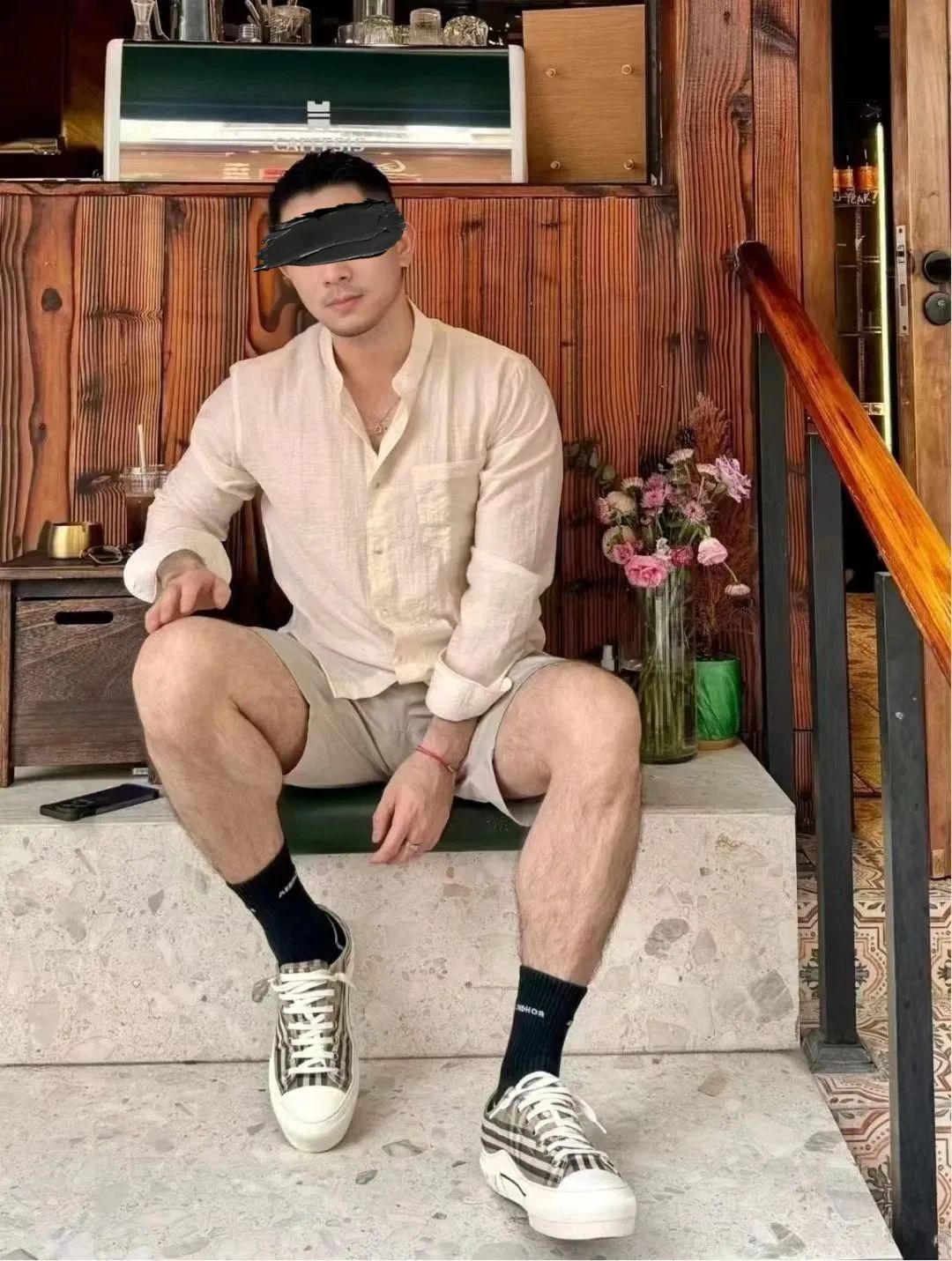  按摩男技师 p 图假照被疯传，实拍图真的好辣眼睛啊！！