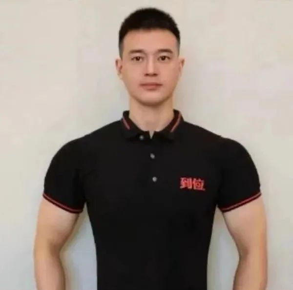  按摩男技师 p 图假照被疯传，实拍图真的好辣眼睛啊！！