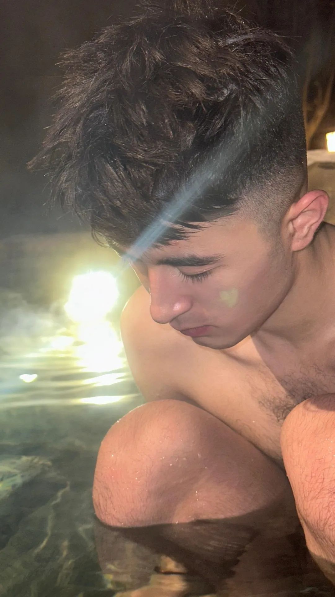  新疆运动男更衣室私密照流出，这大盘鸡真大呀~！