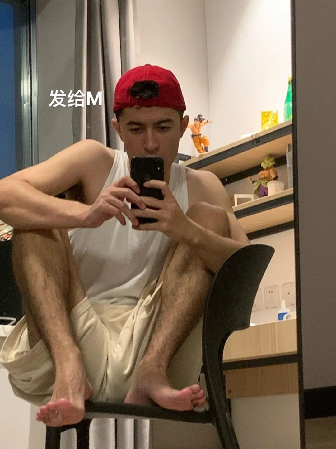  新疆运动男更衣室私密照流出，这大盘鸡真大呀~！