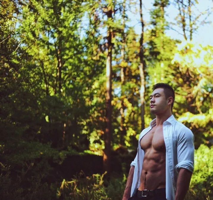 180cm 言武 Ray，筋肉肌肉一！