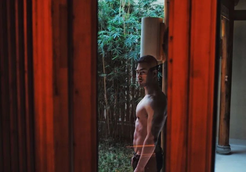 180cm 言武 Ray，筋肉肌肉一！
