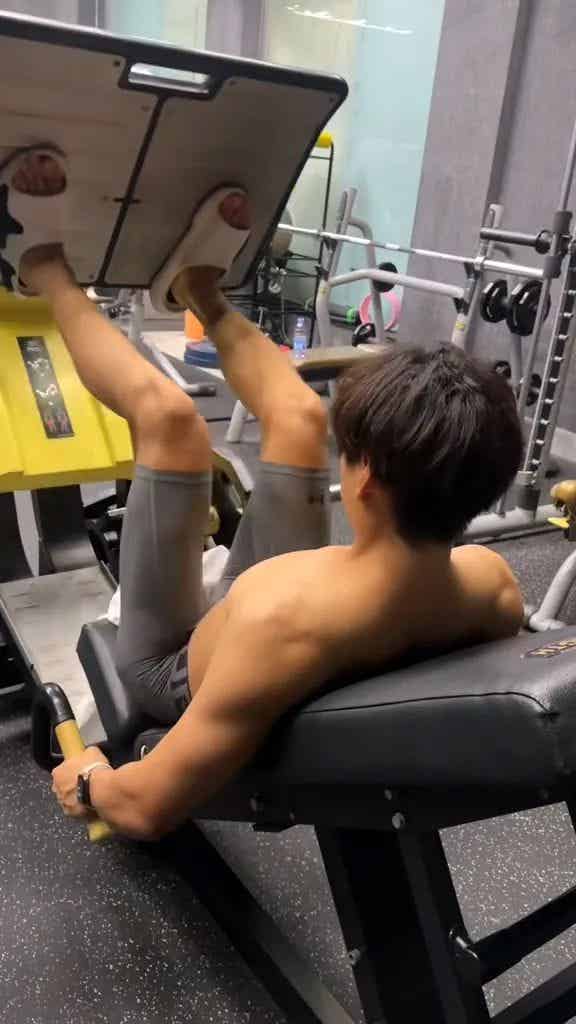 网皇主播：我不是妹妹，big time 变身！