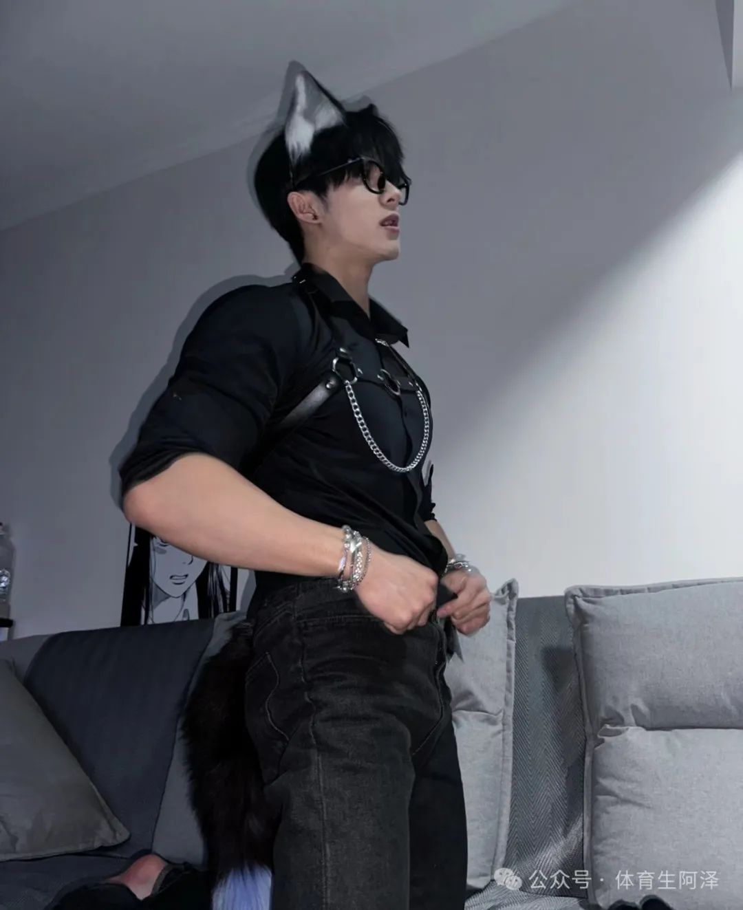 185 体育生酒吧驻场男模，男仆装扮大开眼界，超会玩.....