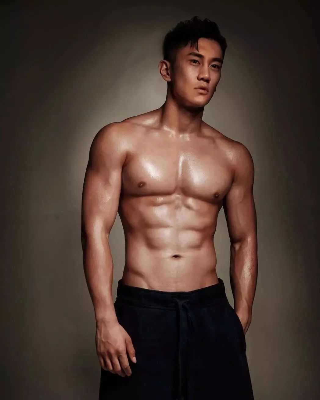 国产肌肉网红 TOP 朱宦霖 peter