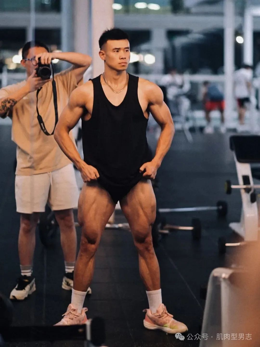 “到位”的男技师现在都这么辣了吗？
