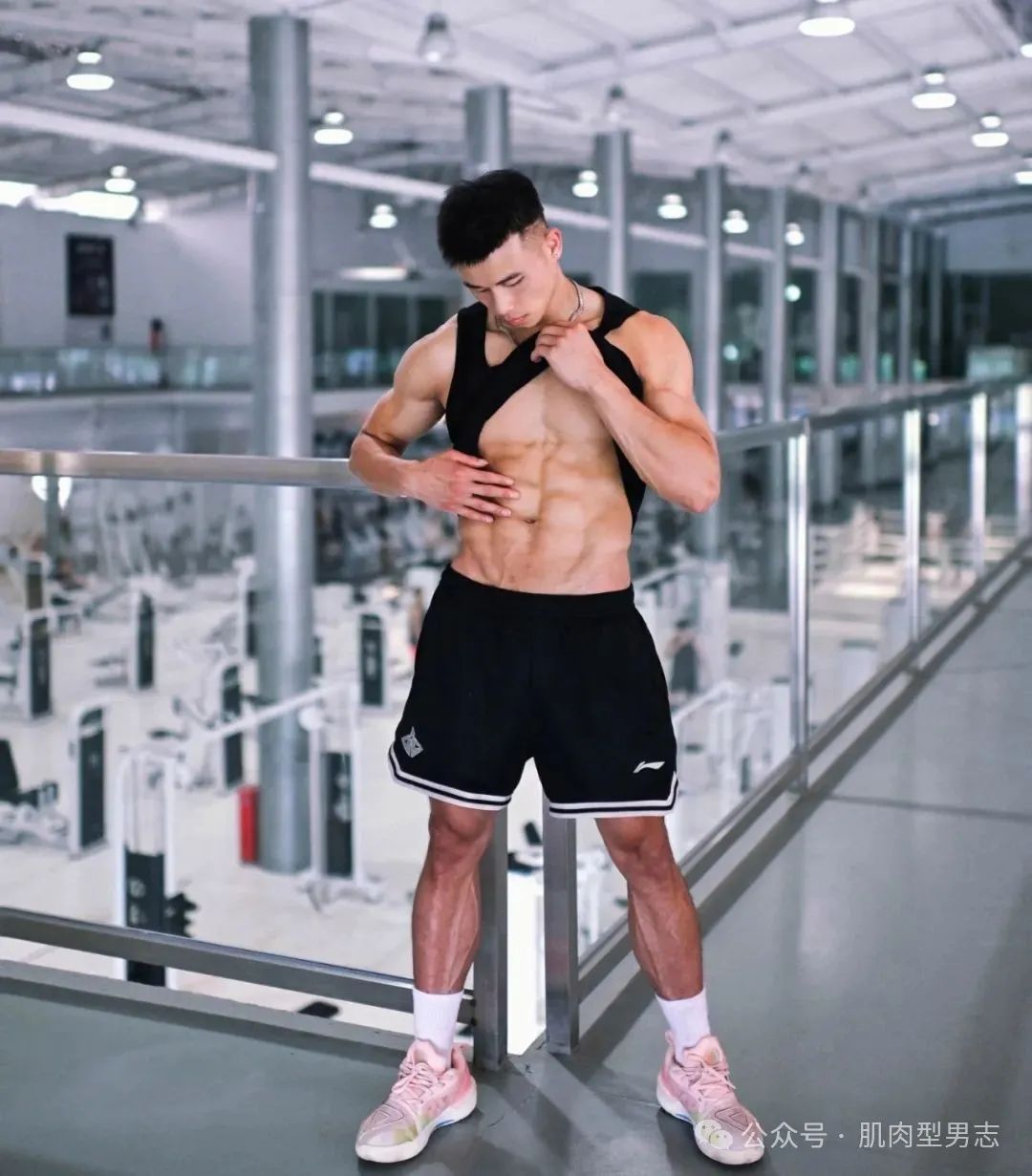 “到位”的男技师现在都这么辣了吗？