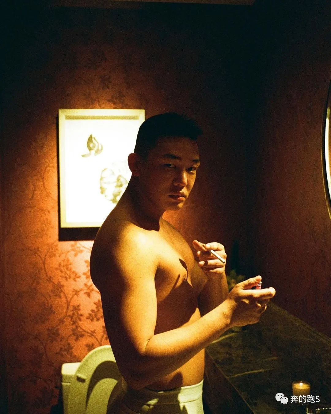  长这么帅的刘亚仁也好这口呀！被指控性侵 30 岁男子！