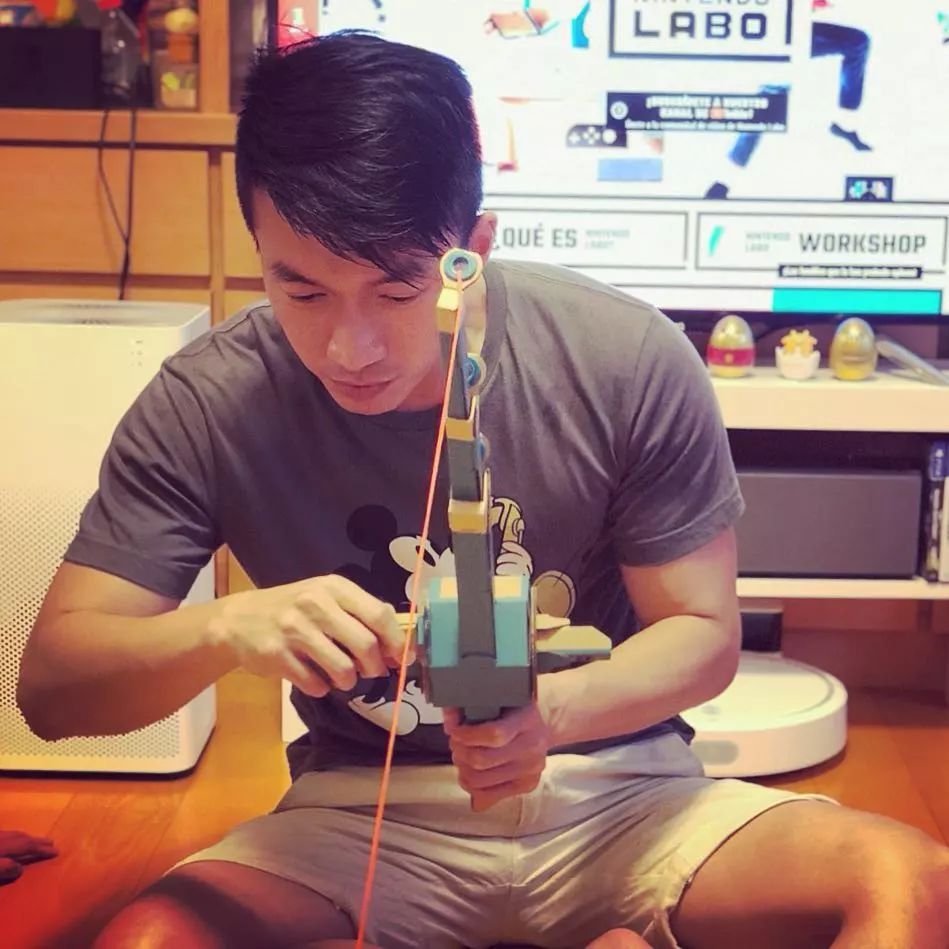这枚划船的肌肉男扒到啦！胸肌腹肌长得太帅了！