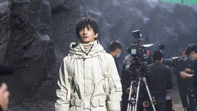 内娱初代男团队长再次翻红，不只是因为敬业