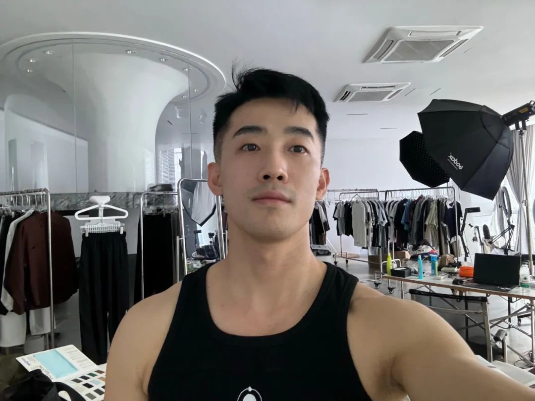 上海 G 圈一姐张弦 42 岁了，型男的保养秘密！