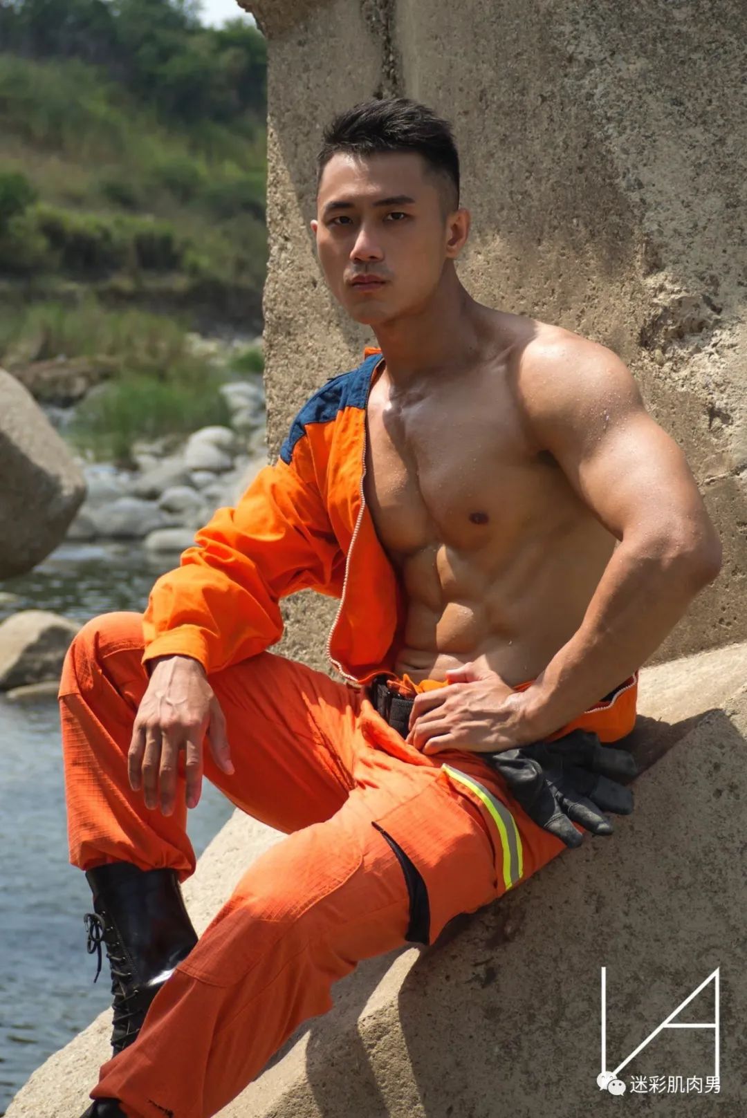 硬汉消防员新作下海当男壹号，大实力藏不住太上头！