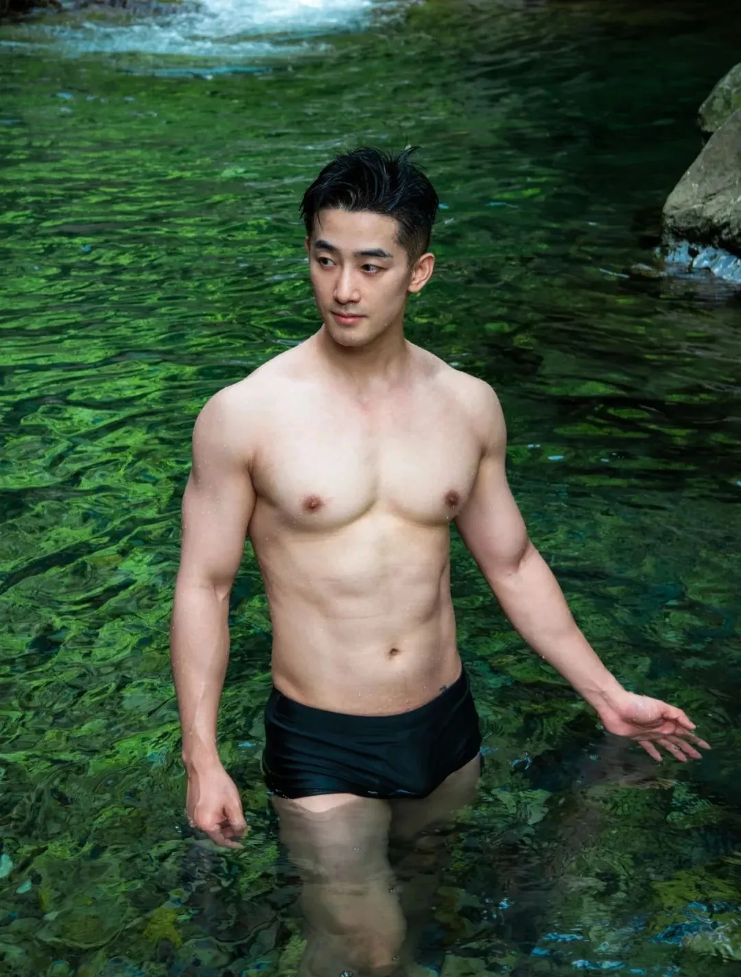 上海 G 圈一姐张弦 42 岁了，型男的保养秘密！