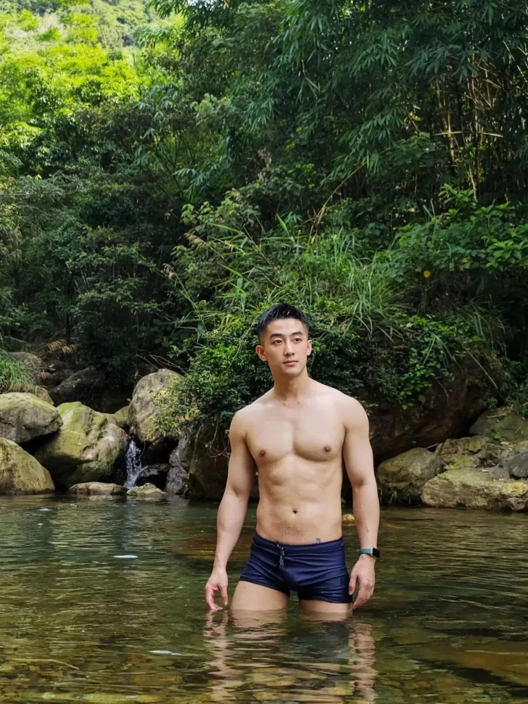 上海 G 圈一姐张弦 42 岁了，型男的保养秘密！