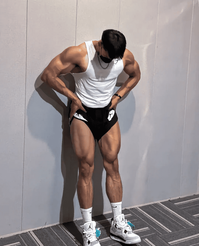 185cm 粗壮麒麟臂老攻，把你抱起来！