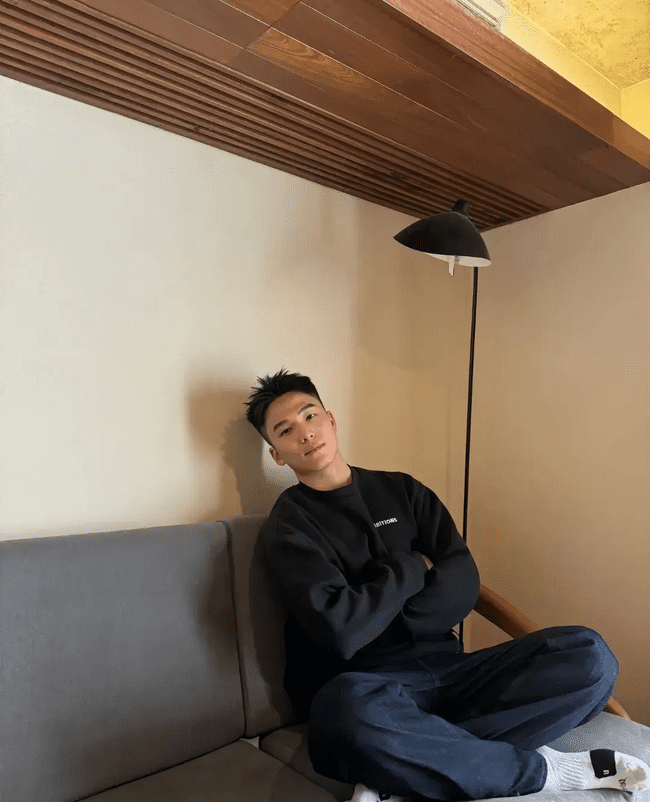 185cm 无美颜的黑皮体育生帅弟弟！