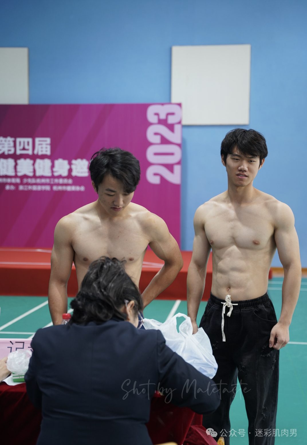 杭州体育系邀请赛现场脱的剩内裤？男大体育生太强大！