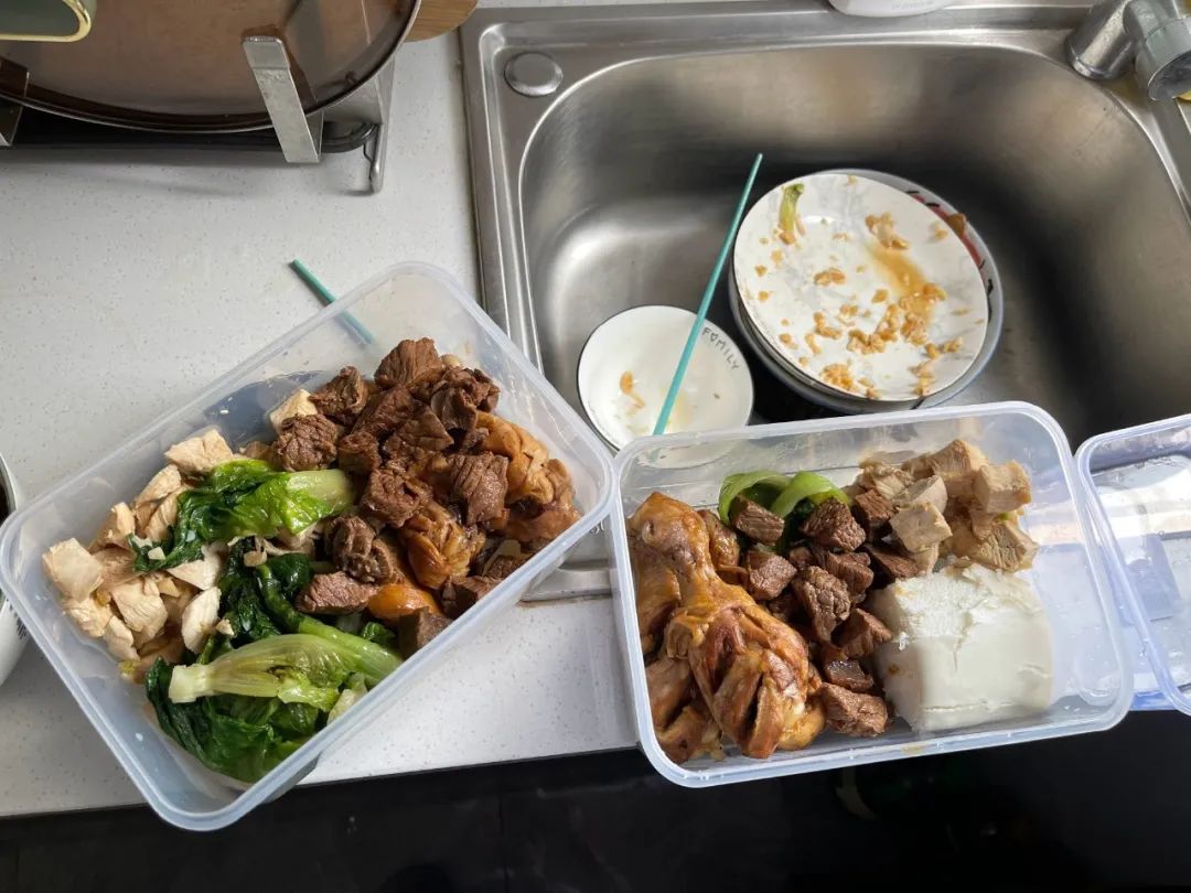 上海 G 圈网红肌肉小哥，推特圈天菜！