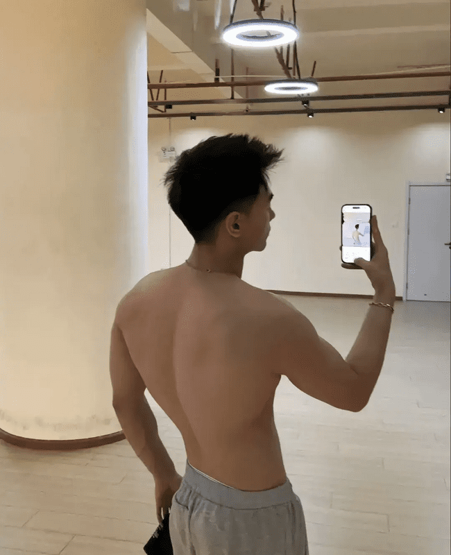 185 的脂包肌帅哥，迷人的男人味让人流口水！