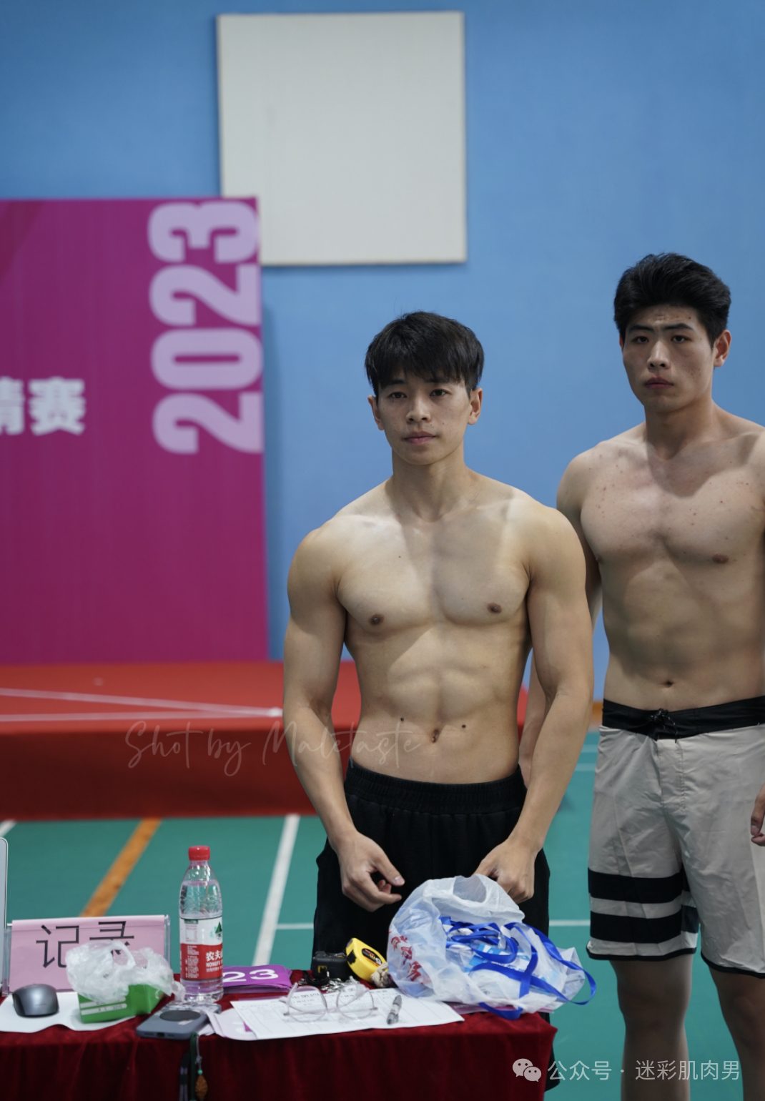 杭州体育系邀请赛现场脱的剩内裤？男大体育生太强大！