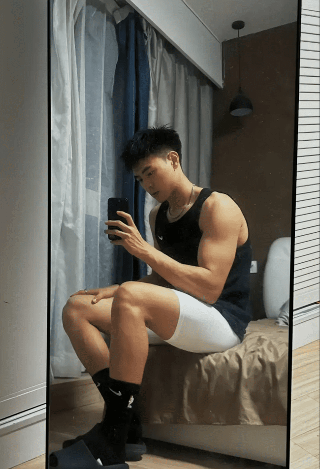 185 的脂包肌帅哥,迷人的男人味让人流口水! 185 的脂包肌帅哥,迷人的男人味让人流口水!