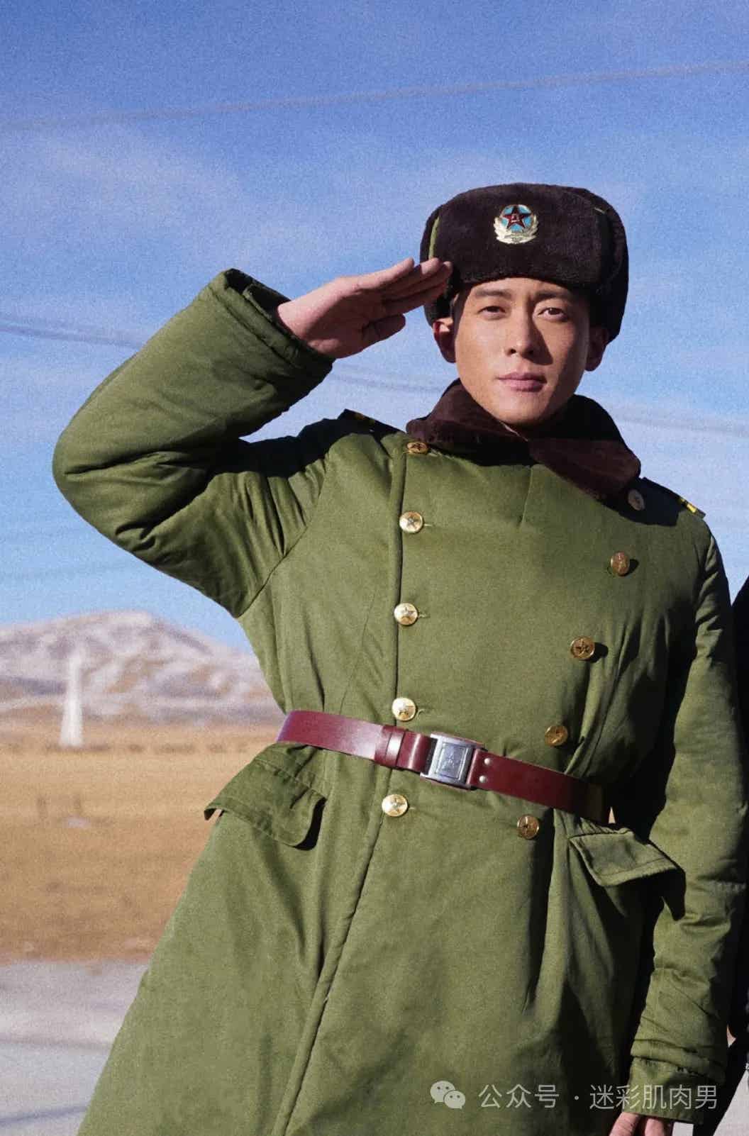 侯雯元综艺泳裤穿太低啦，腹毛这么性感实力大出圈！