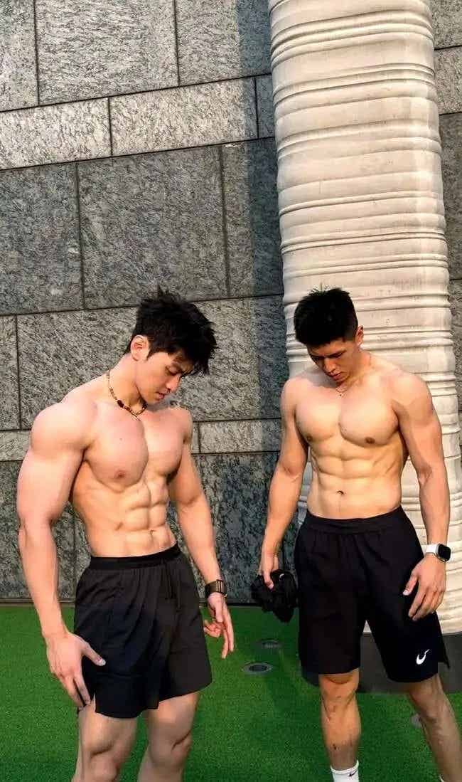 威武雄壮肌肉男,腹肌刚毅完美男人! 威武雄壮肌肉男,腹肌刚毅完美男人!