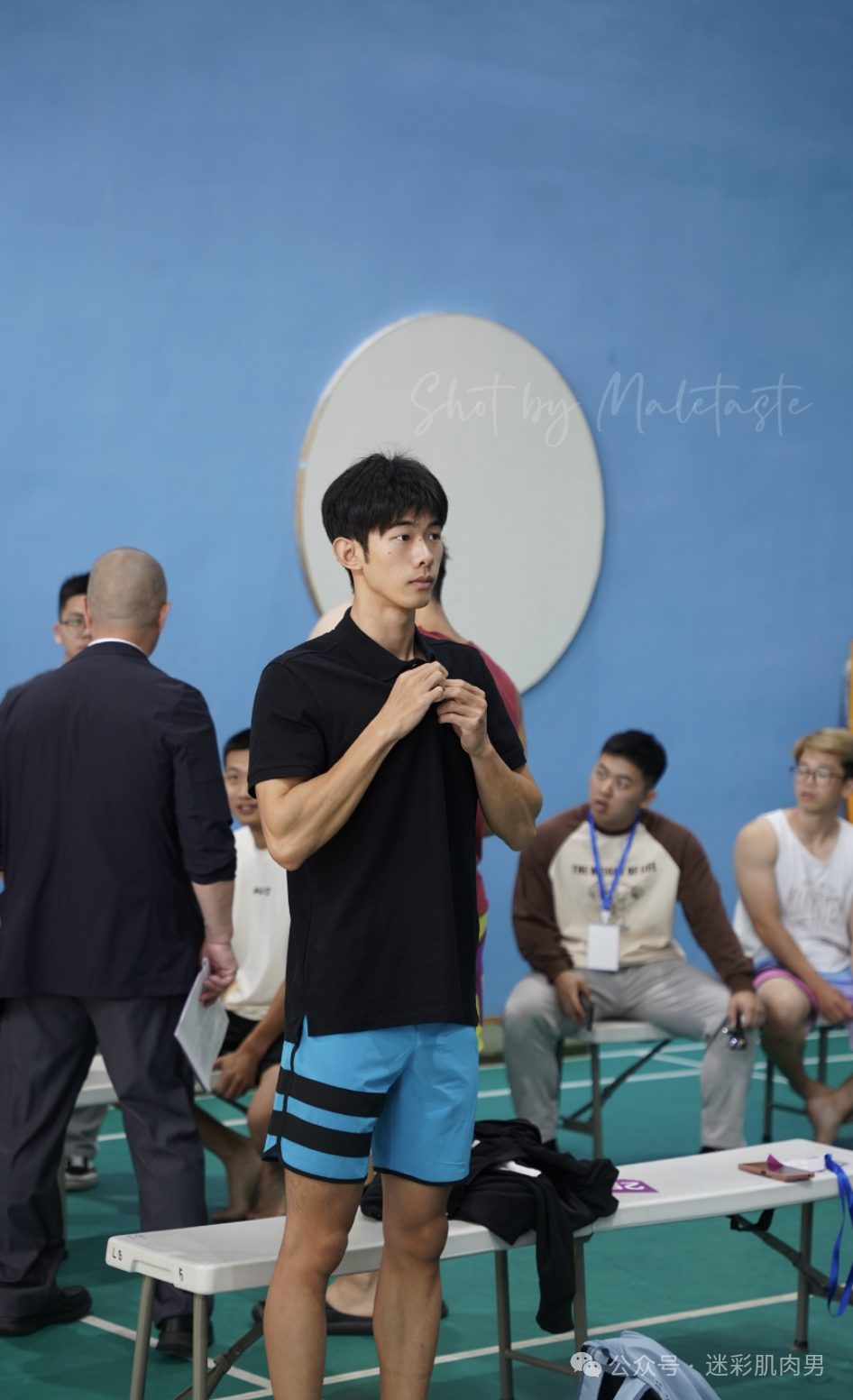 杭州体育系邀请赛现场脱的剩内裤？男大体育生太强大！