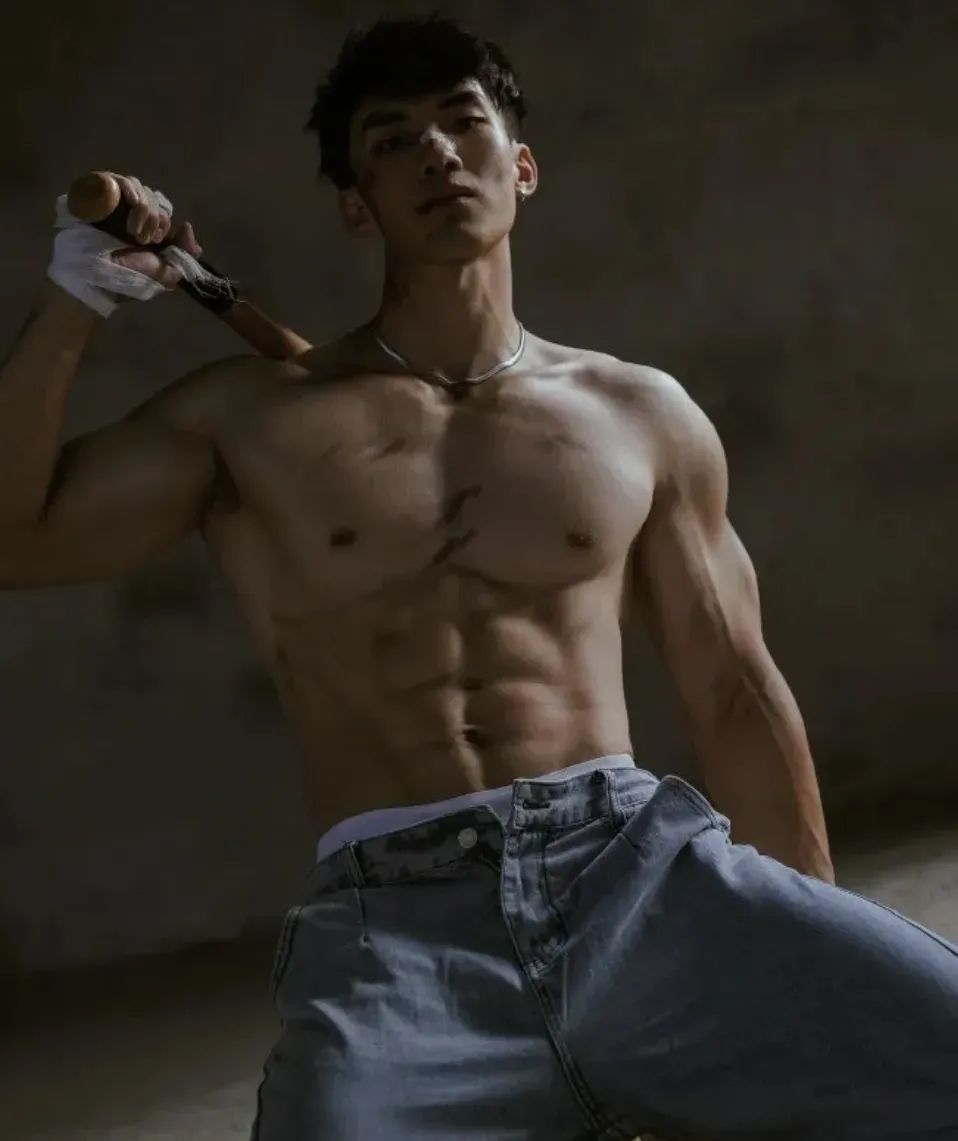 痞子范儿小狼狗，是真的很想~