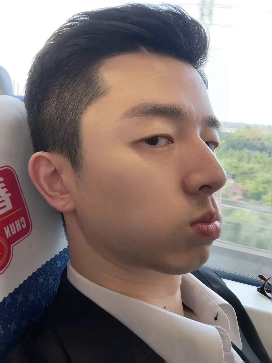 爱穿正装的小哥哥脱啦,自带一种人夫感! 爱穿正装的小哥哥脱啦,自带一种人夫感!