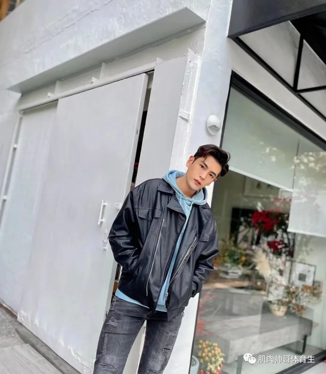 正装男朋友，气质这一块拿捏的稳稳的