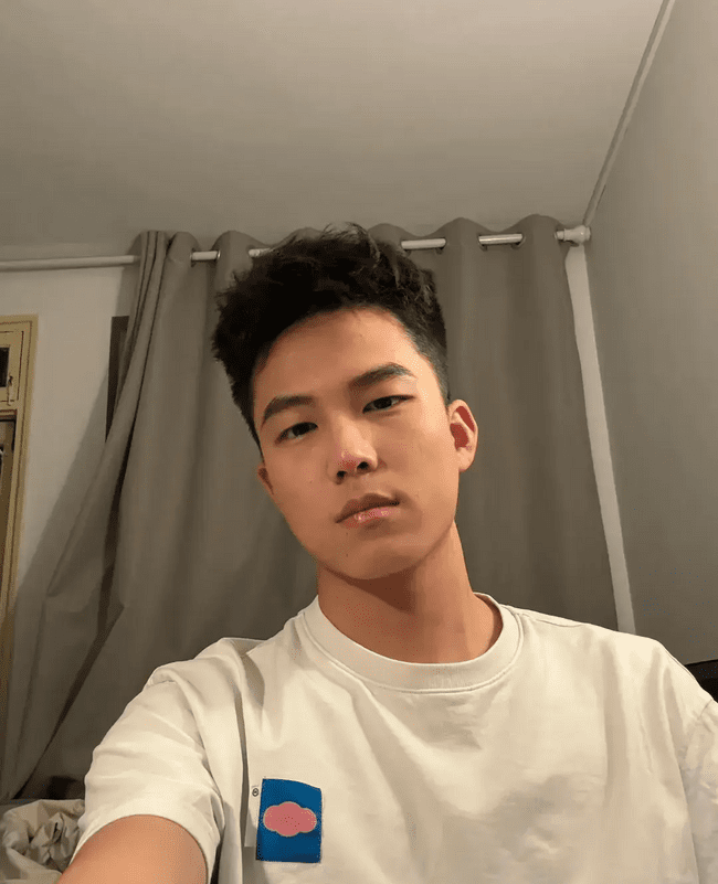 185cm 无美颜的黑皮体育生帅弟弟！