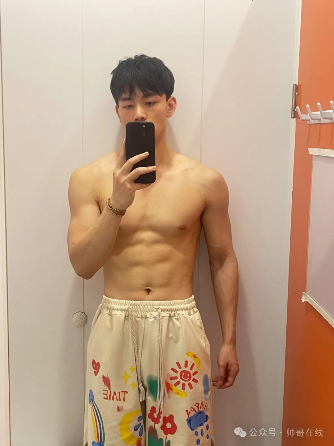 188CM 薄肌健身帅哥，, 估计很多人会喜欢这款！