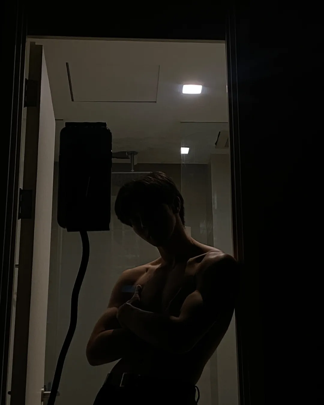 混血男星真有 GV“料”~