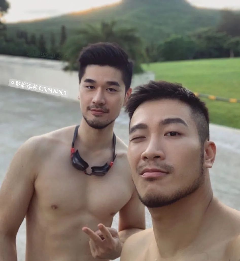 190CM 壮汉自拍照穿太少，络腮胡真性感！