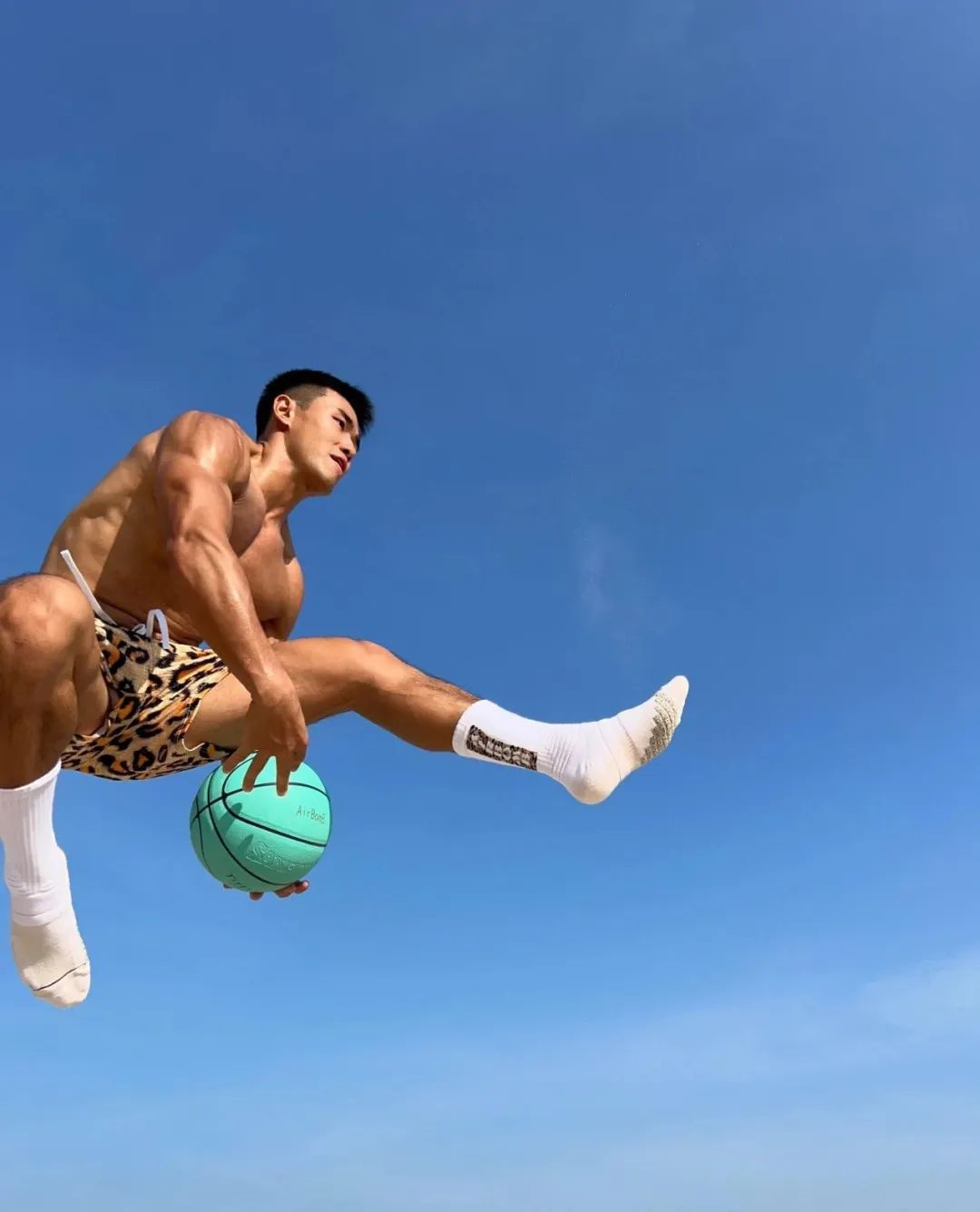 180cm 黑皮阳光大大大男孩，男友力爆发释放！