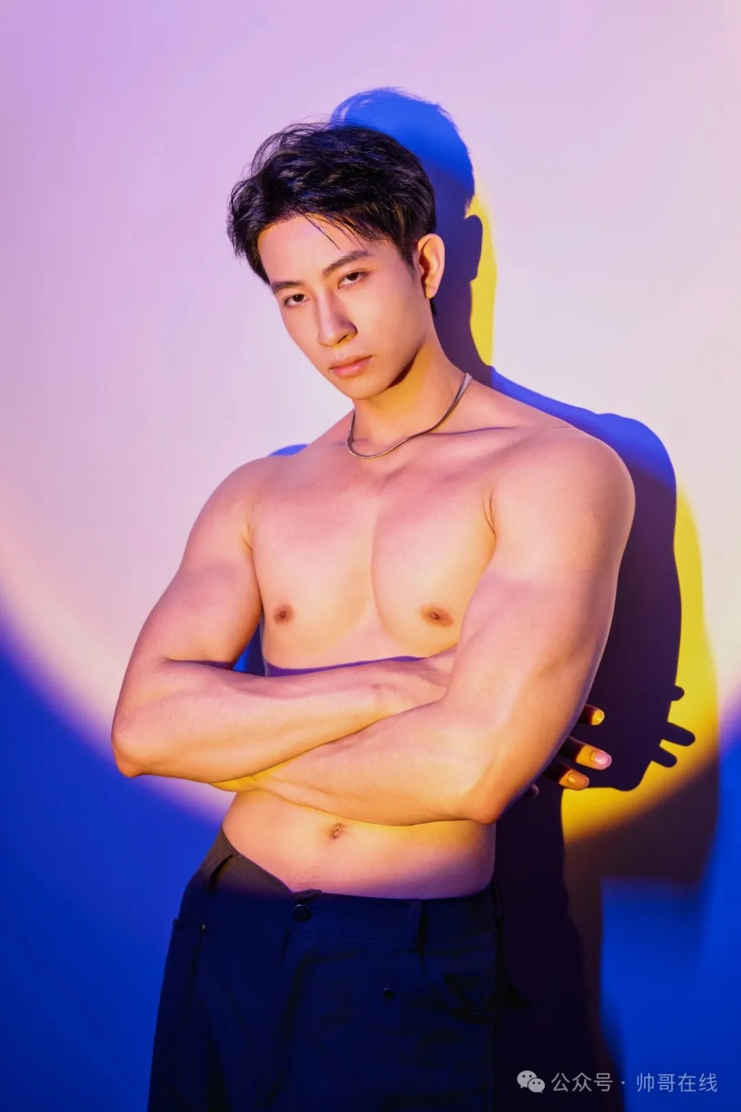 188CM 肌肉模特小哥，把持不住了！