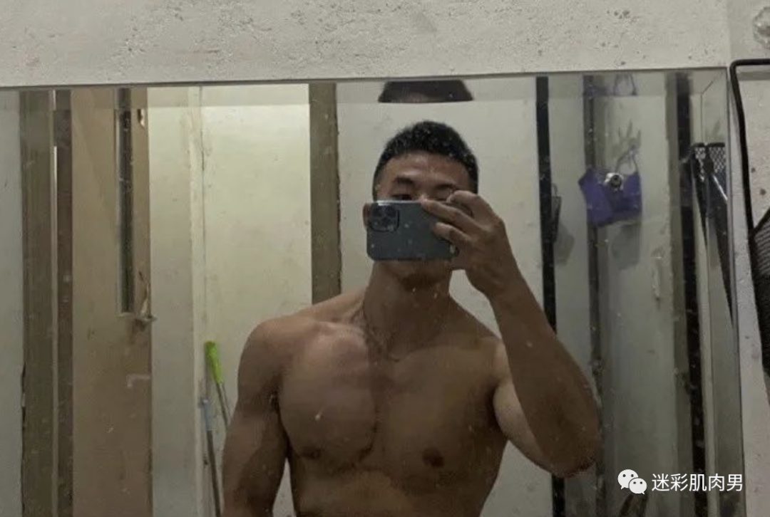 185CM 篮球长腿小哥，身材好到爆！