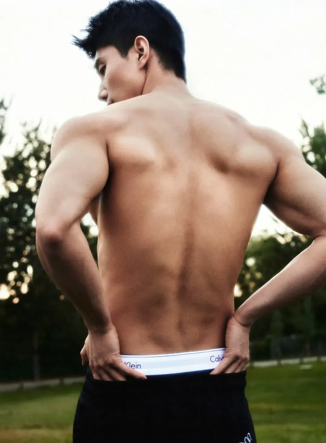 盘点一下,国内 10 位艺人男菩萨!肌肉身材馋素啦~ 盘点一下,国内 10 位艺人男菩萨!肌肉身材馋素啦~