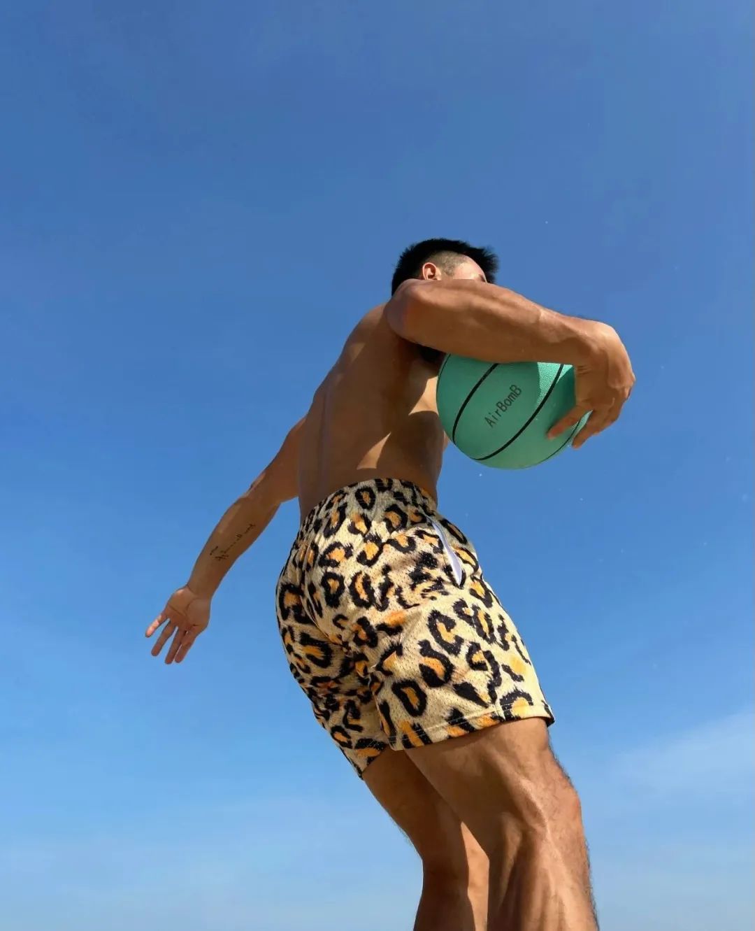 180cm 黑皮阳光大大大男孩，男友力爆发释放！
