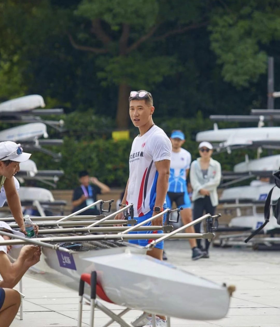 北大校友赛艇的运动男比赛穿紧身裤实力藏不住了! 北大校友赛艇的运动男比赛穿紧身裤实力藏不住了!