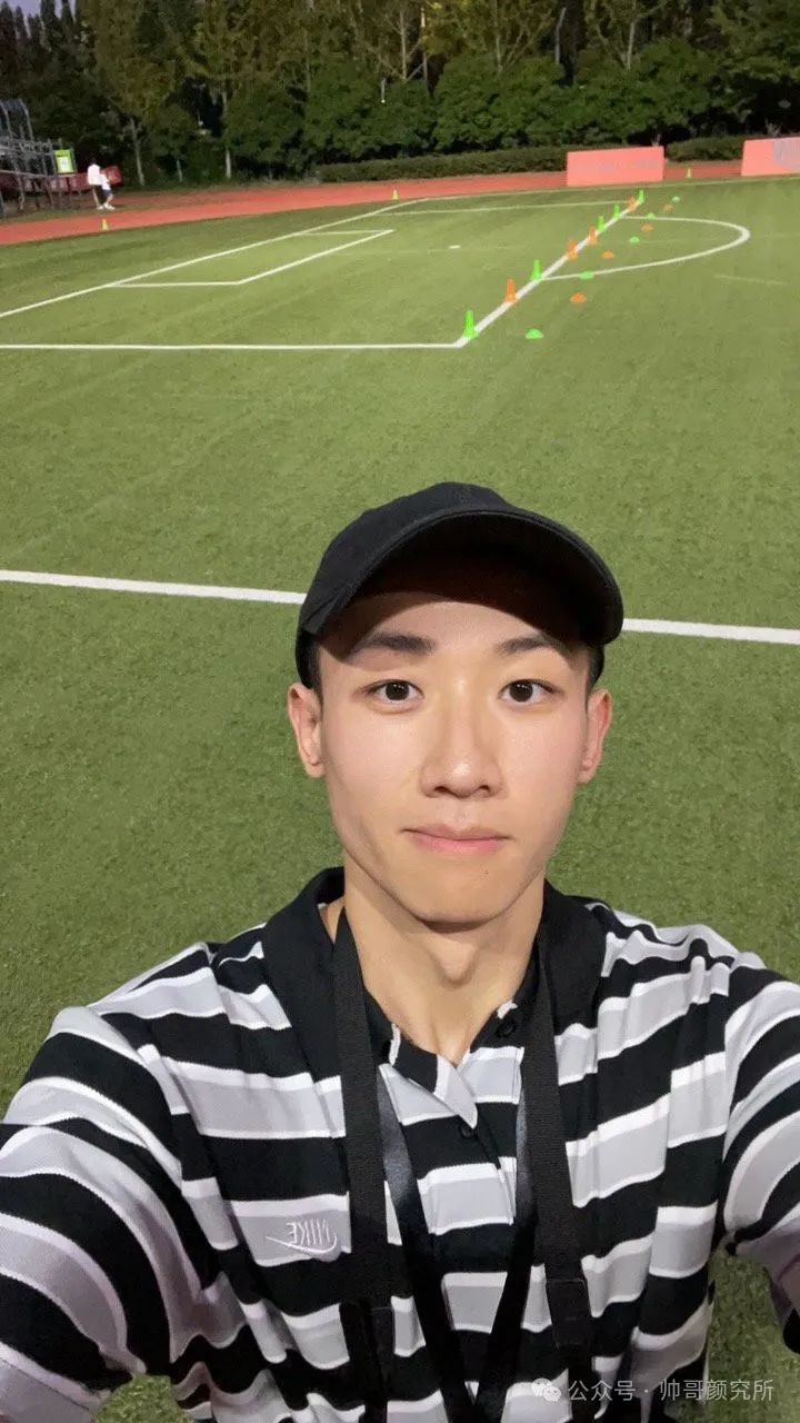 牛奶肌阳光小帅！网友：很难不心动 | 网红帅哥