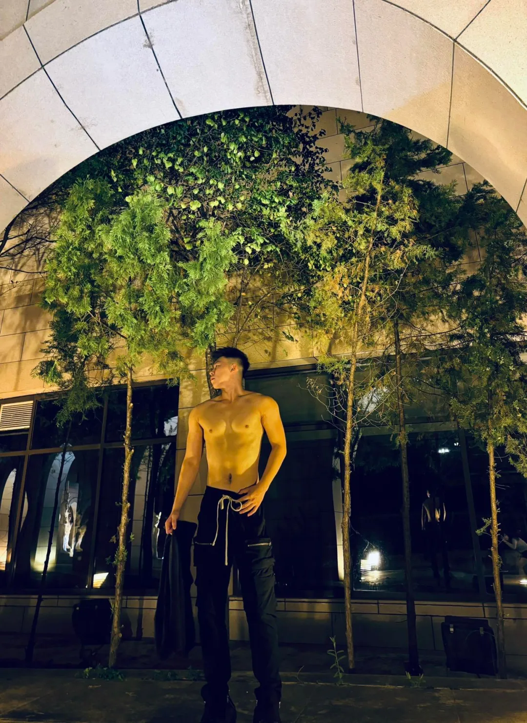 帅气的西安交大黑皮体育生 Andy. 泽！