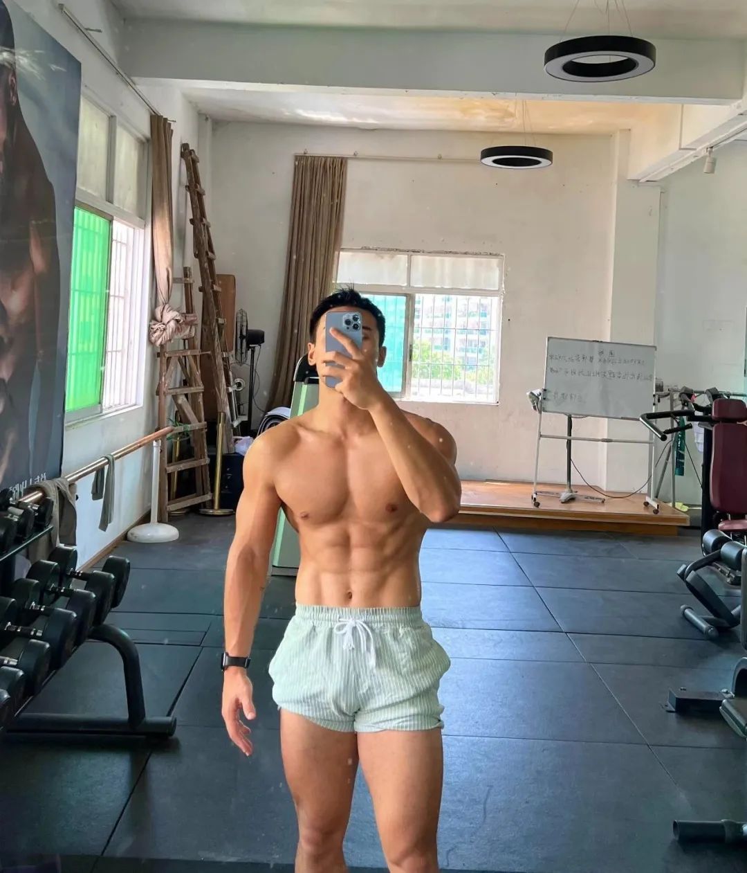 180cm 黑皮阳光大大大男孩，男友力爆发释放！