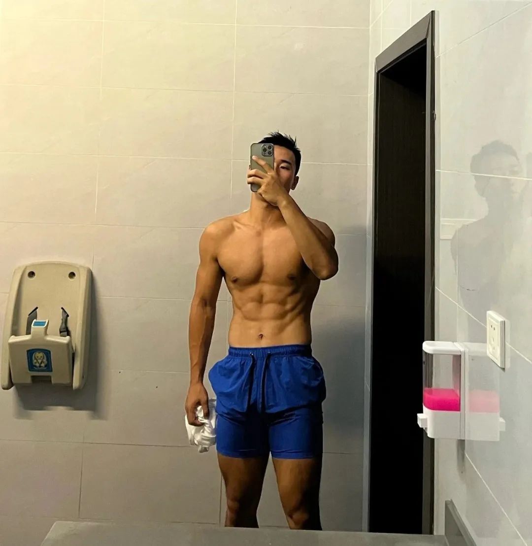 180cm 黑皮阳光大大大男孩，男友力爆发释放！