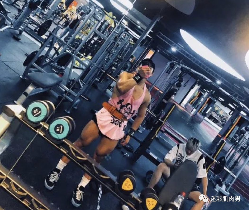 185CM 篮球长腿小哥，身材好到爆！